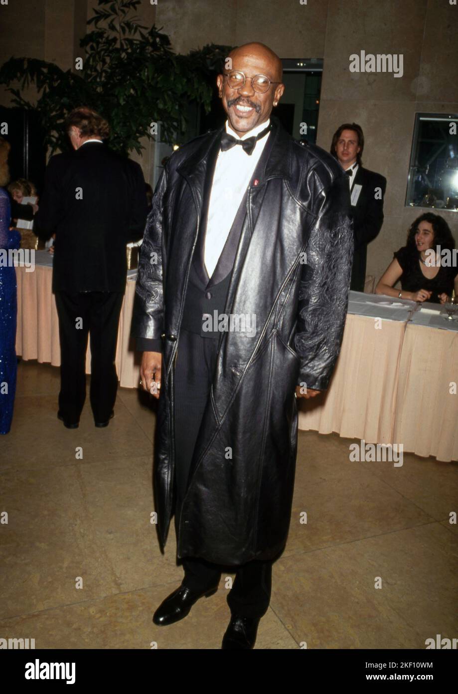 Louis Gossett Jr. at Daily Variety Salutes Army Archerd at Beverly Hilton Hotel in Beverly Hills, California, January 29, 1993 Credit: Ralph Dominguez/MediaPunch Stock Photo