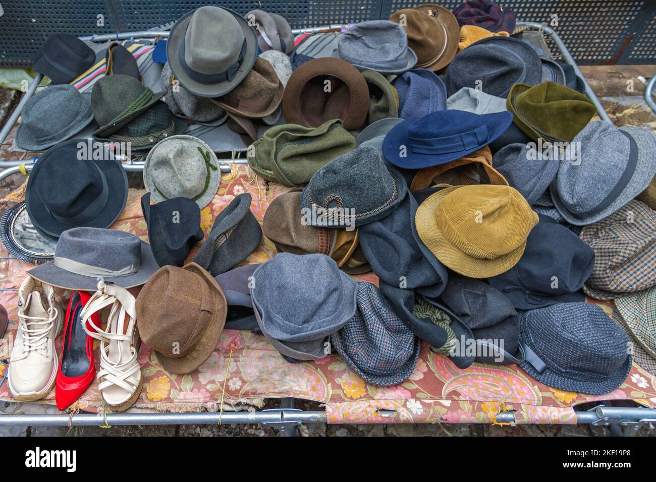 Variety mens hats hi-res stock photography and images - Alamy