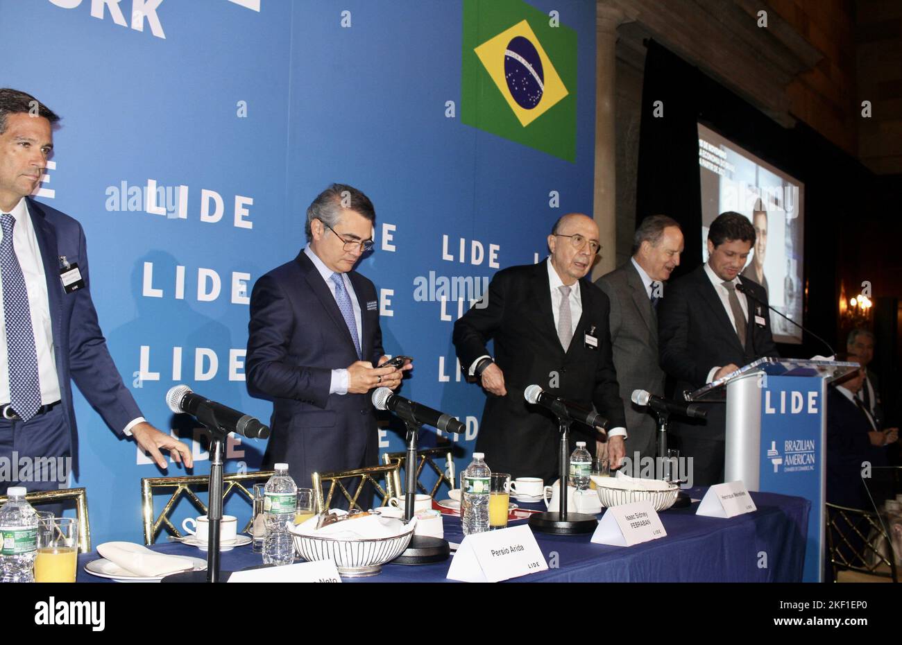 New York, USA. 15th Nov, 2022. (NEW) The LIDE Brazil Conference-NY : ''The Brazilian Economy in 2023 and Beyond.'' November 15, 2022, New York, USA: The LIDE Brazil Conference - New York : ''The Brazilian Economy in 2023 and Beyond '' is taking place on November 15th at the Harvard Club in New York with the presence Roberto Campos Neto (president of the Central Bank), Henrique Meirelles (former Finance Minister and president of the Central Bank), Isaac Sidney (president of Brazilian Federation of Banks), Joaquim Levy (director of Banco Safra and former Finance Minister), Persio Arida (forme Stock Photo