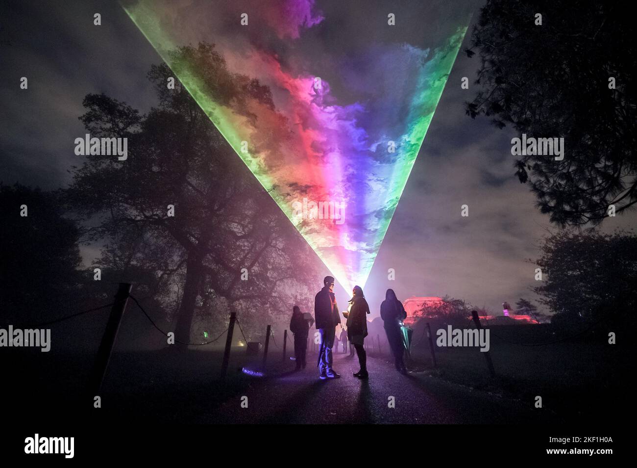 London, UK. 15th Nov 2022. Kew Christmas Lights. Now in its tenth year, KewÕs after-dark winter lights trail sees immersive lighting trails, installations and interactive multi-sensory illumination bringing the botanical garden landscape to life. Credit: Guy Corbishley/Alamy Live News Stock Photo