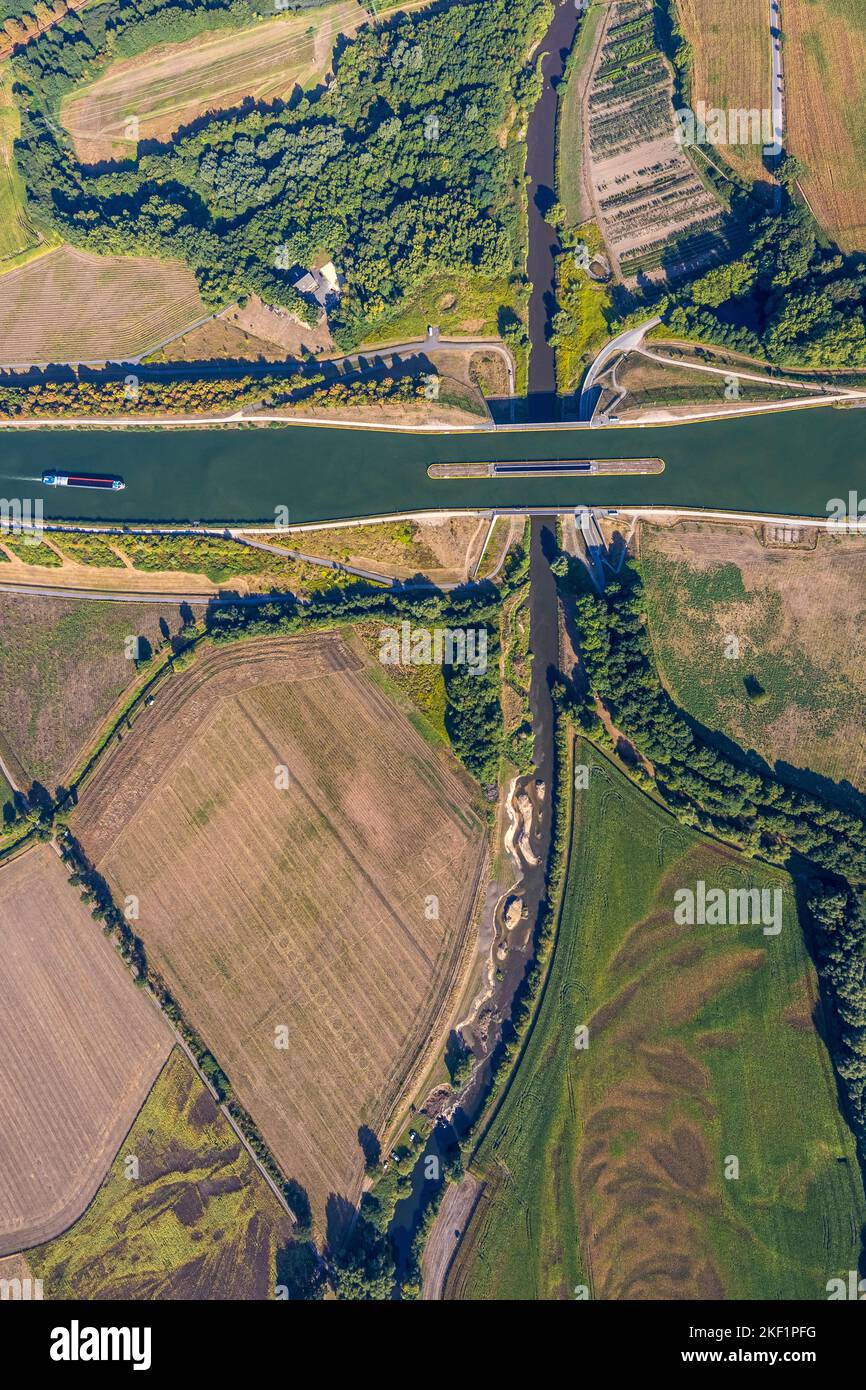 Aerial view, canal bridge Lippe Neue Fahrt, Dortmund-Ems canal, inland ...
