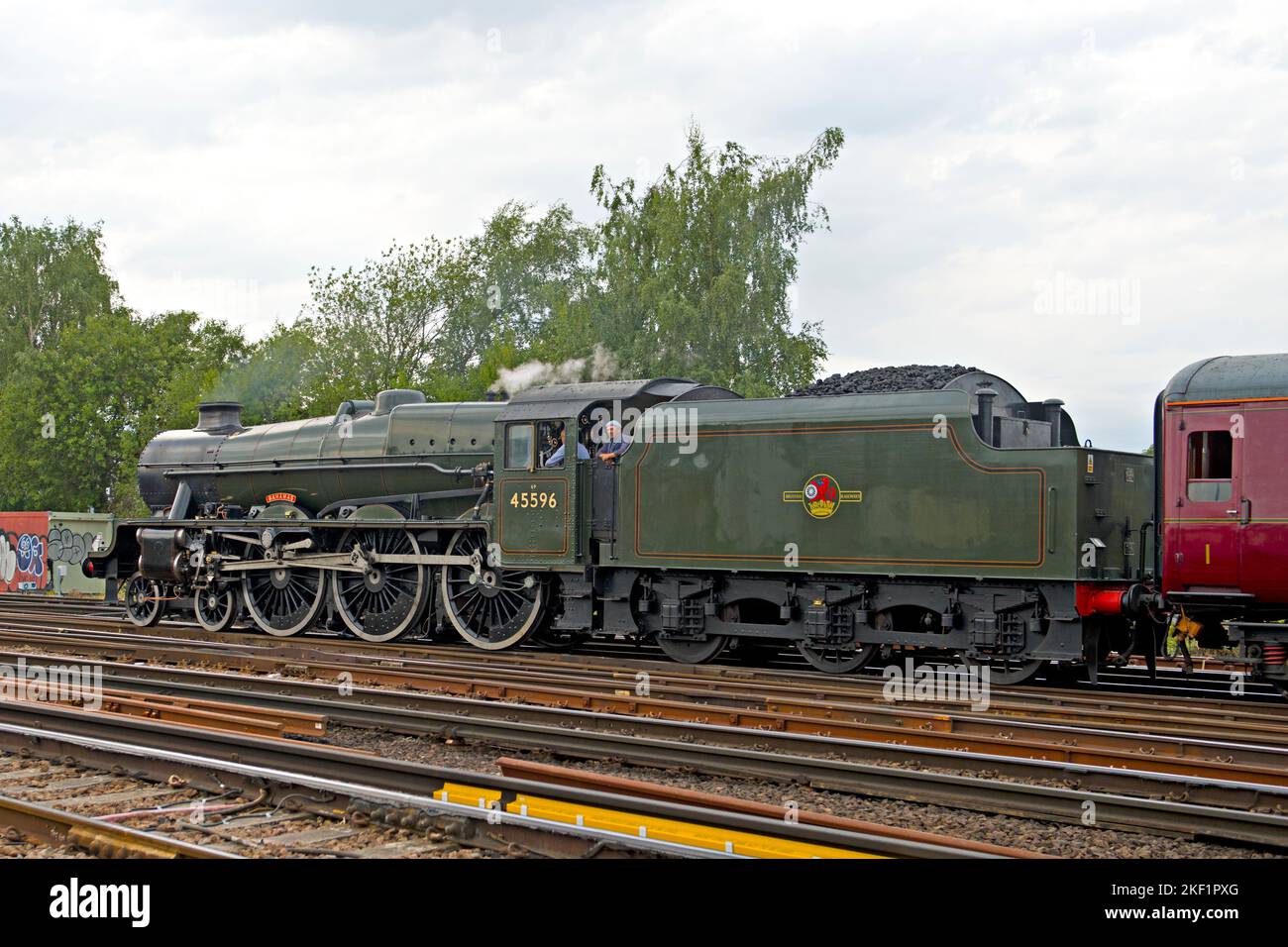 Preserved steam locomotive, Jubilee Class,no 45596 'Bahamas' approching tonbridge, Kent, UK, with a special charter train. Stock Photo