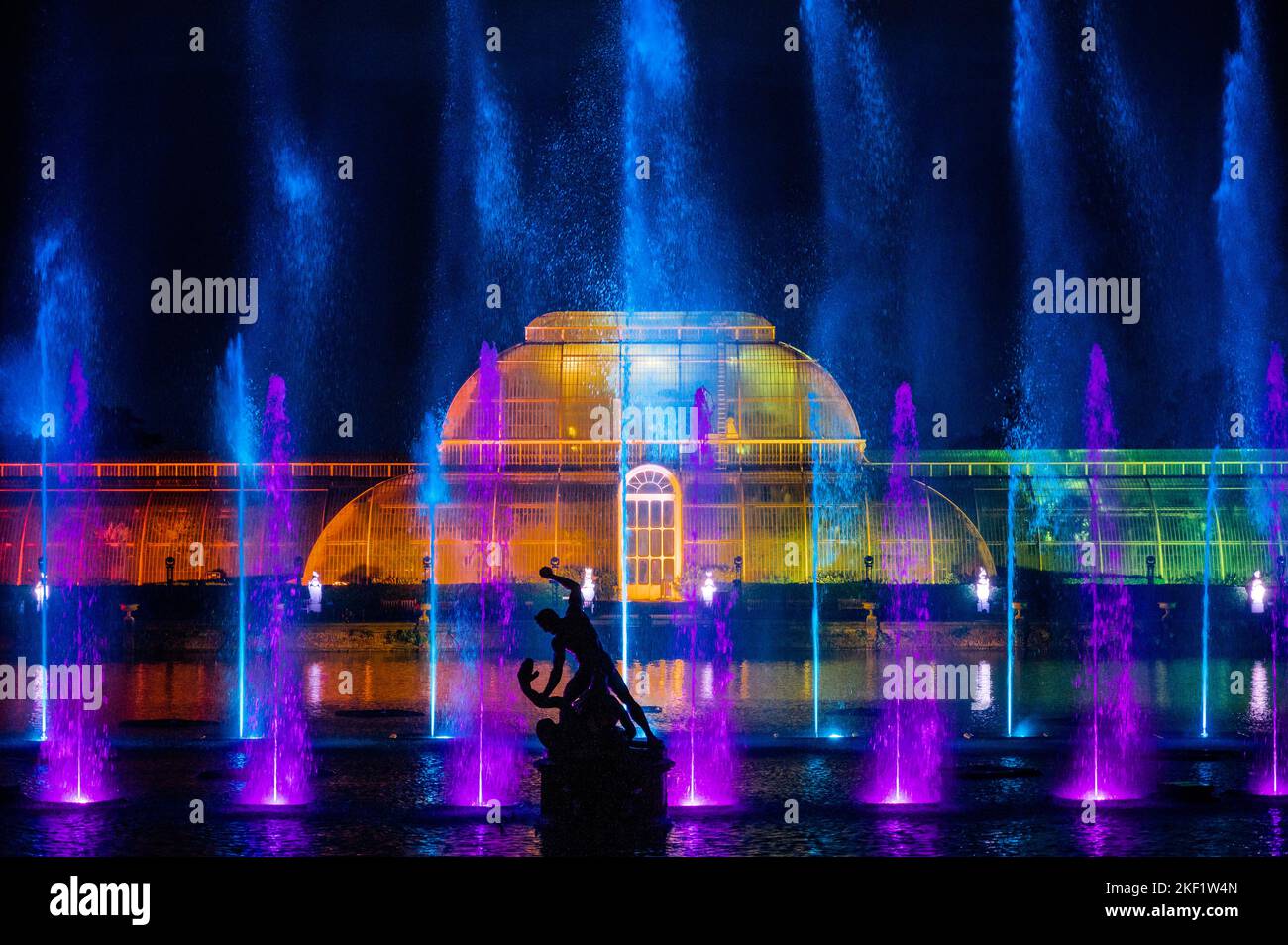 Kew gardens lights show hires stock photography and images Alamy