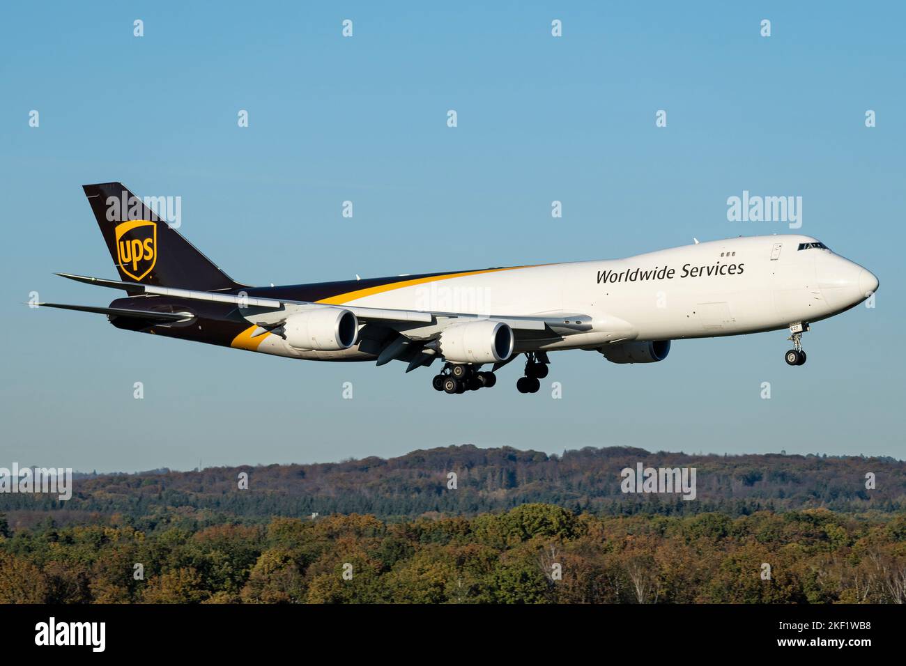 UPS Boeing 747-8F with registration N627UP on short final for runway 14L of Cologne Bonn Airport Stock Photo