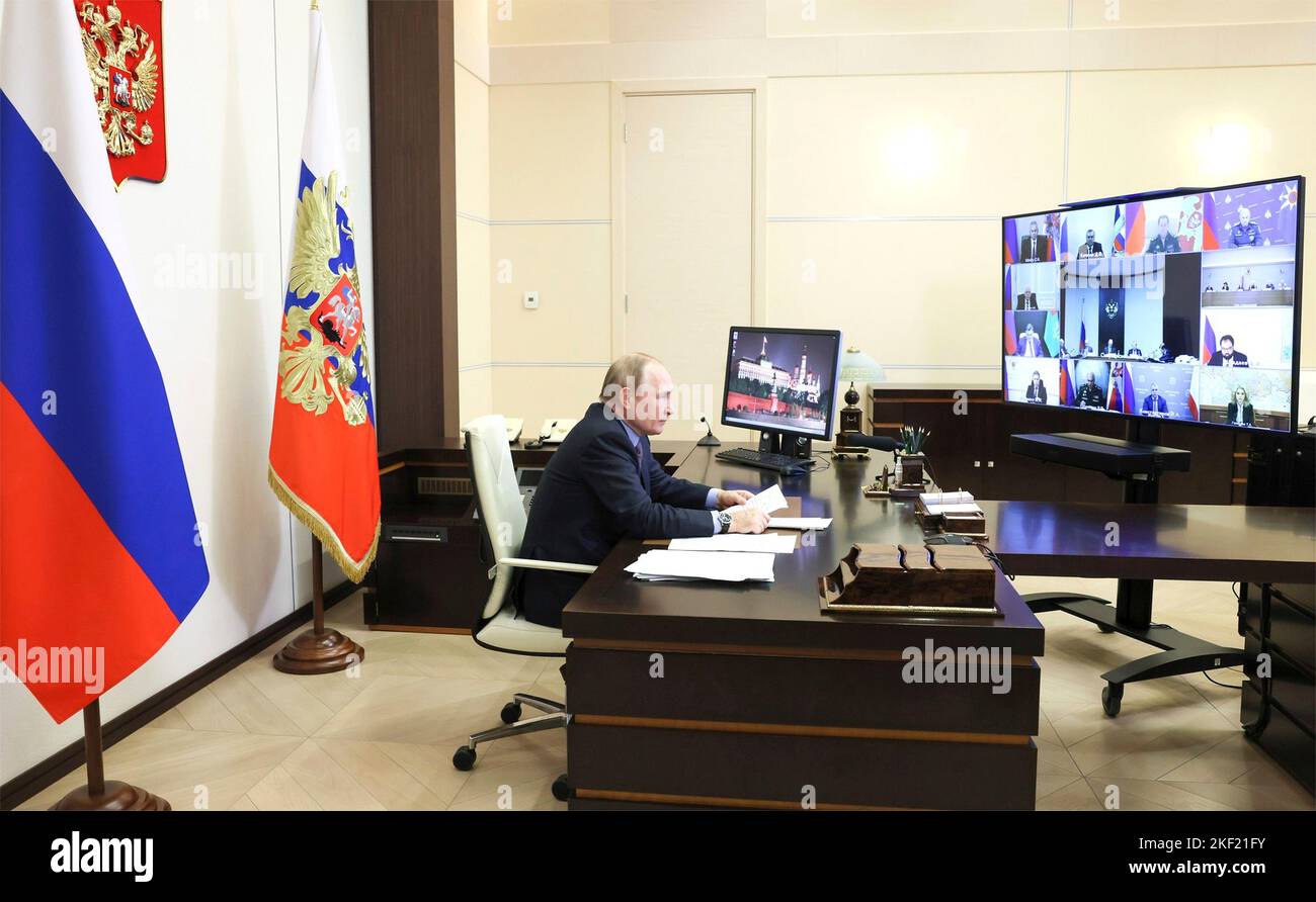 Moscow, Russia. 15th Nov, 2022. Russian President Vladimir Putin holds a video meeting with members of the Pobeda Organising Committee from the official state residence at Novo-Ogaryovo, November 15, 2022 outside Moscow, Russia. Credit: Gavriil Grigorov/Kremlin Pool/Alamy Live News Stock Photo