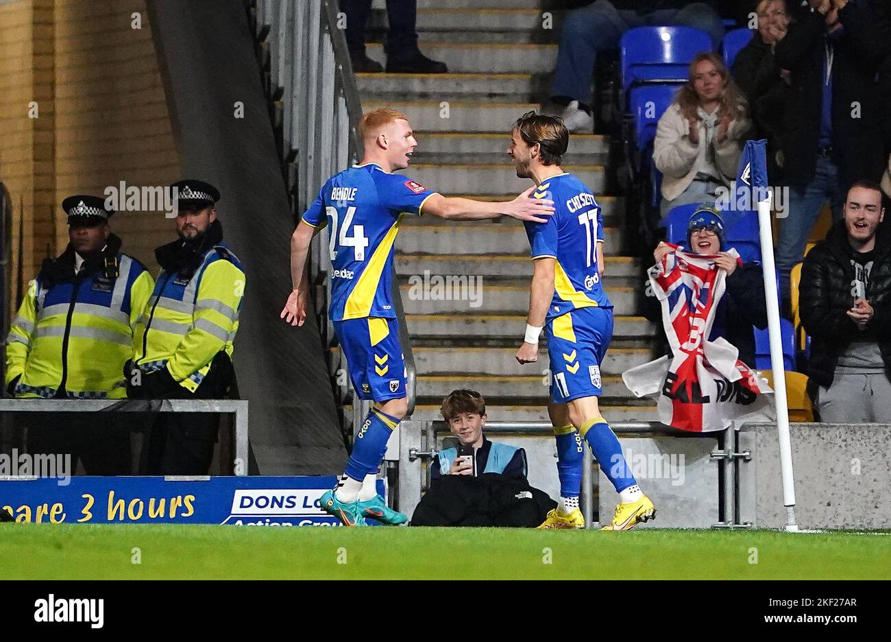 Ethan chislett of afc wimbledon hires stock photography and images Alamy