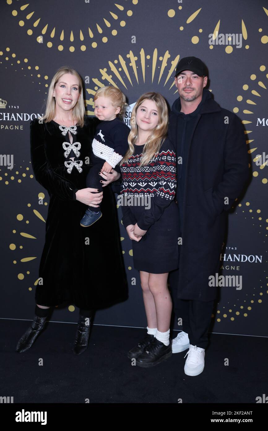 London, UK. 15 November, 2022. (L) Katherine Ryan and Bobby Kootstra (R) arriving at the launch of Skate at Somerset House with Mo‘t & Chandon, at Somerset House, London. Picture date: Tuesday November 15, 2022. Credit: Isabel Infantes/Empics/Alamy Live News Stock Photo