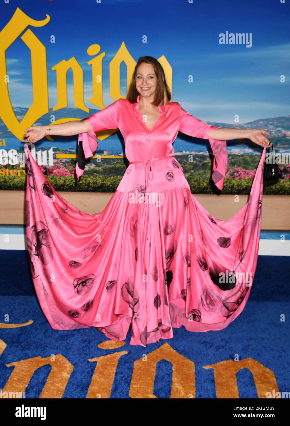 LOS ANGELES, CALIFORNIA NOVEMBER 14 Emily V. Gordon attends the