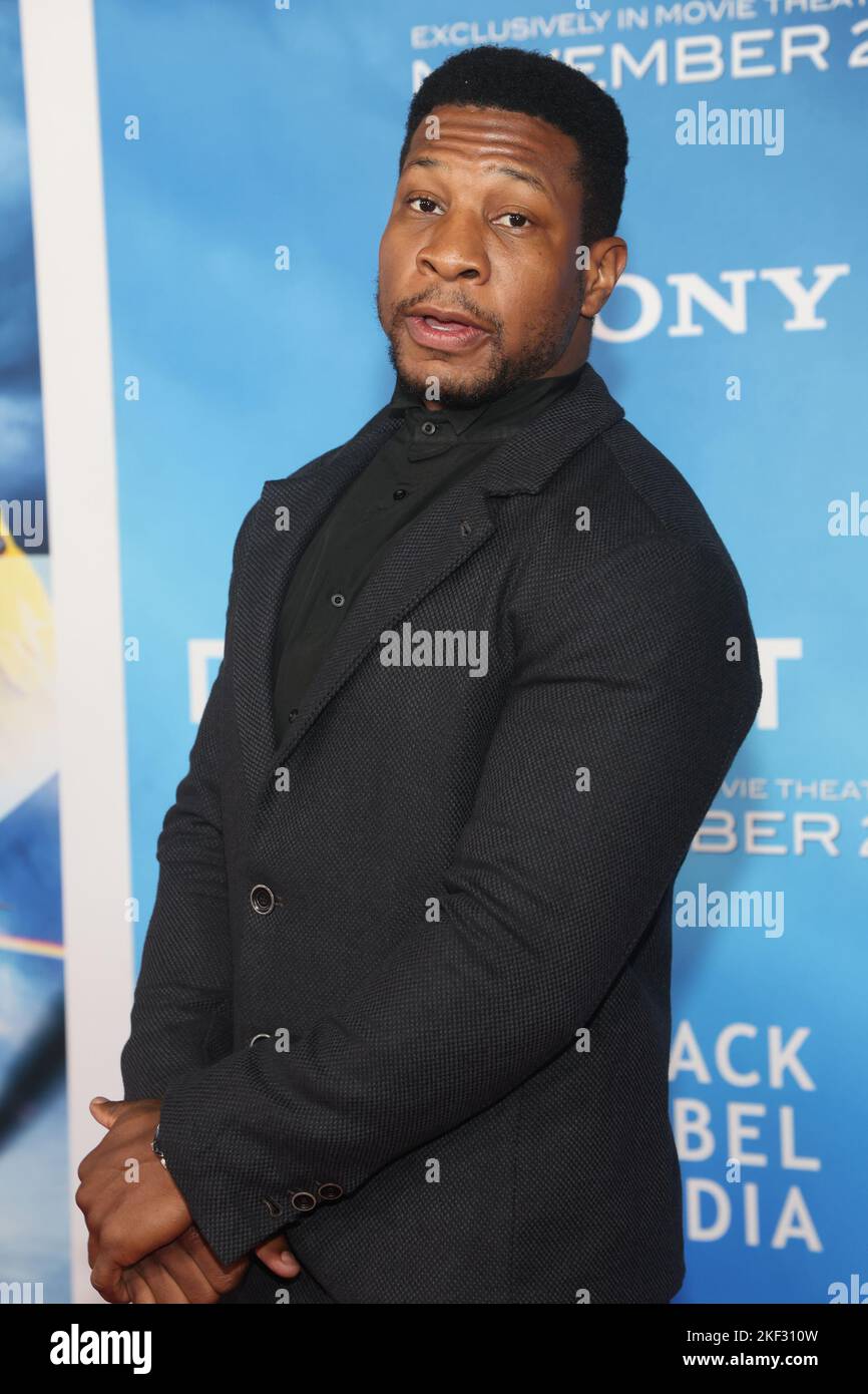 Los Angeles, Ca. 15th Nov, 2022. Jonathan Majors at the LA Premier of ...