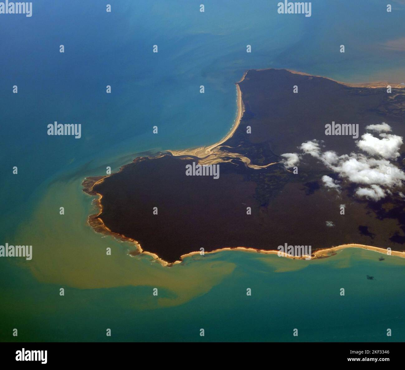 Tiwi islands aerial hires stock photography and images Alamy