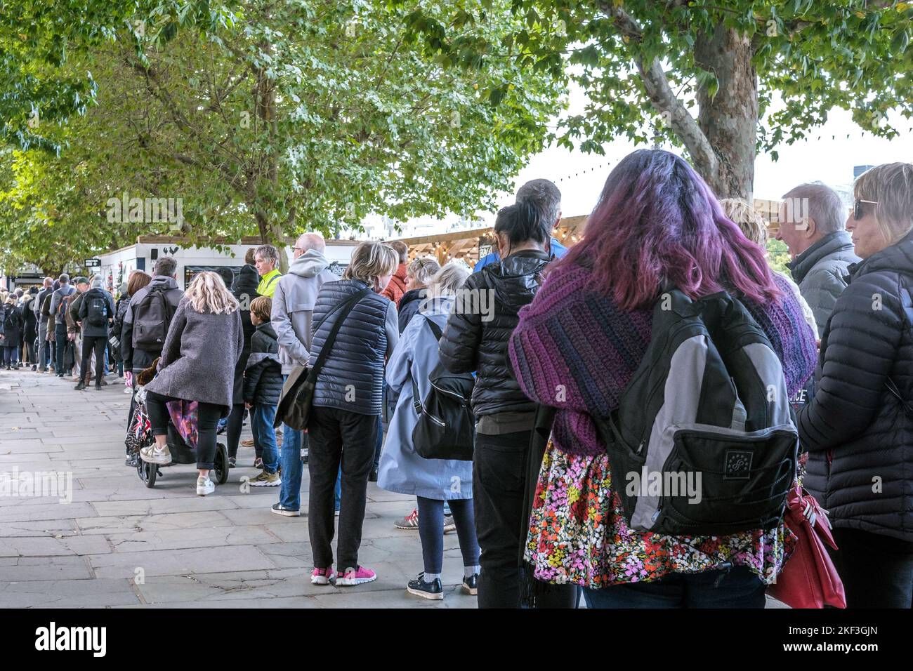 The queue at the South Bank in London to see Britain’s late Queen Elizabeth II lying in state. Stock Photo