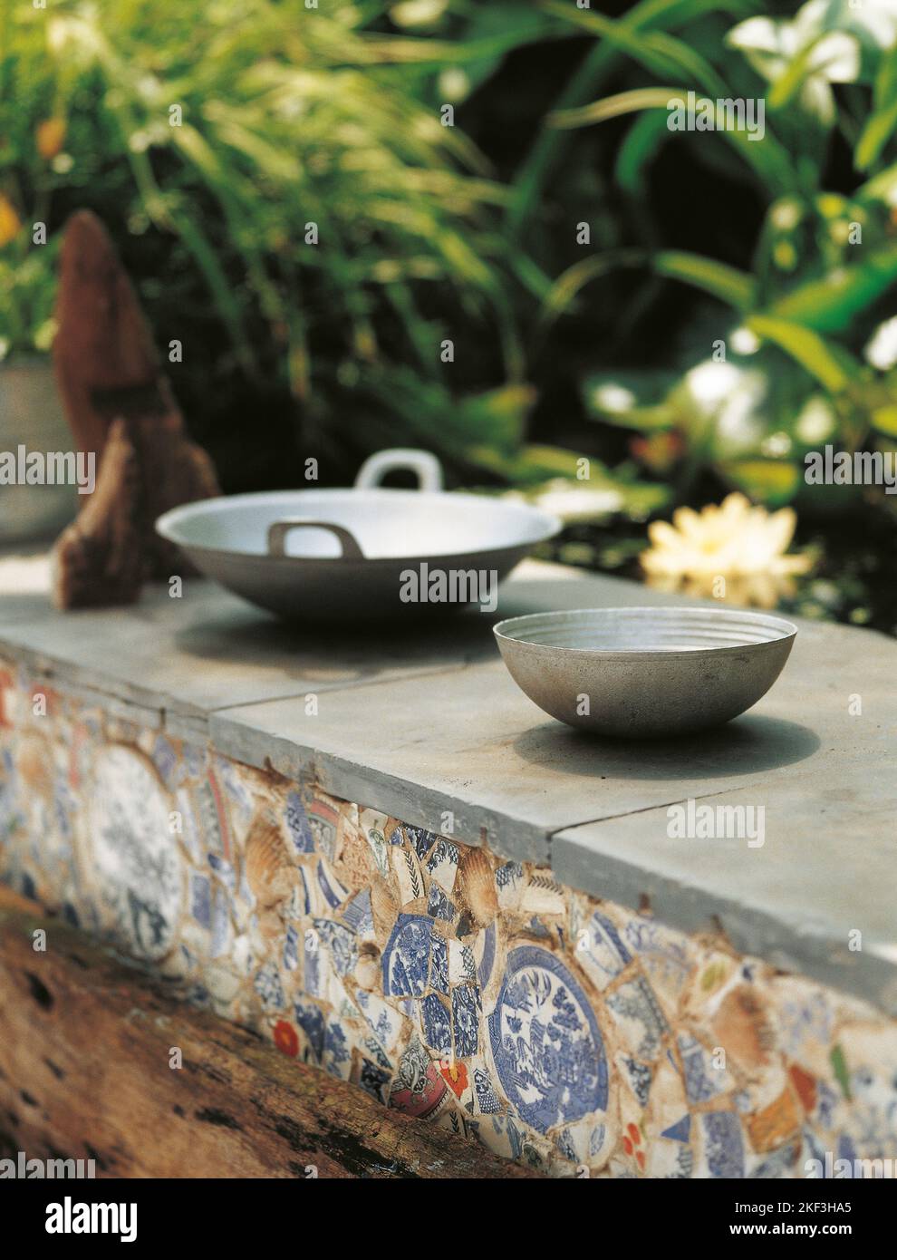 Textured Mosaic Wall Shelves For Garden