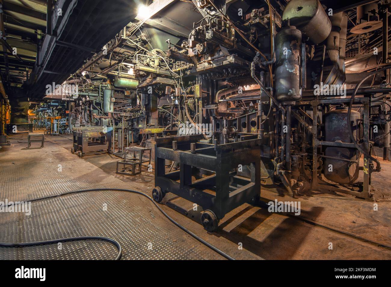 Industrial manufacture interior factory hi-res stock photography and ...