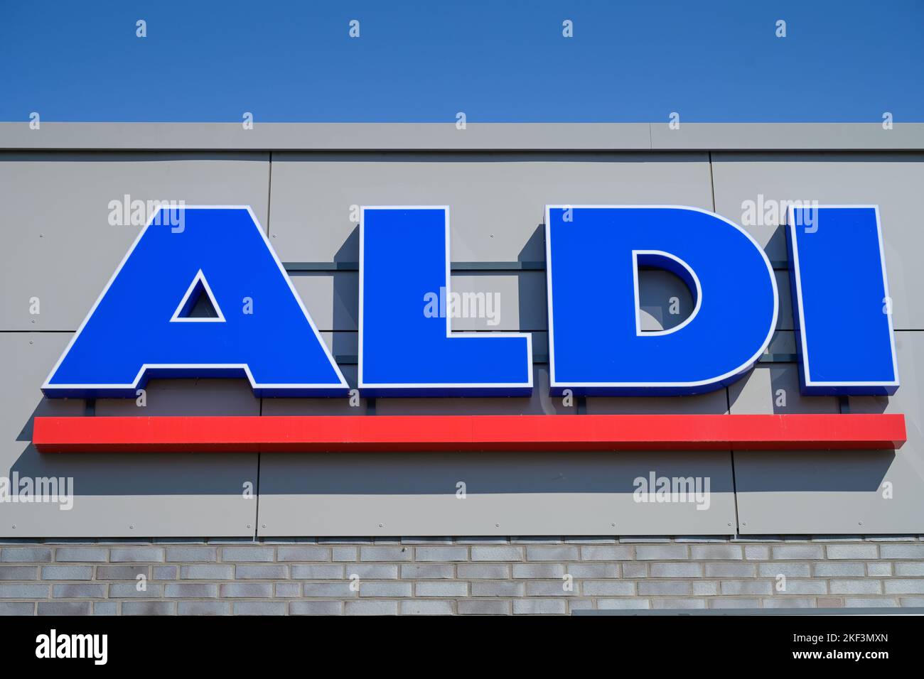 Aldi nord hi-res stock photography and images - Alamy