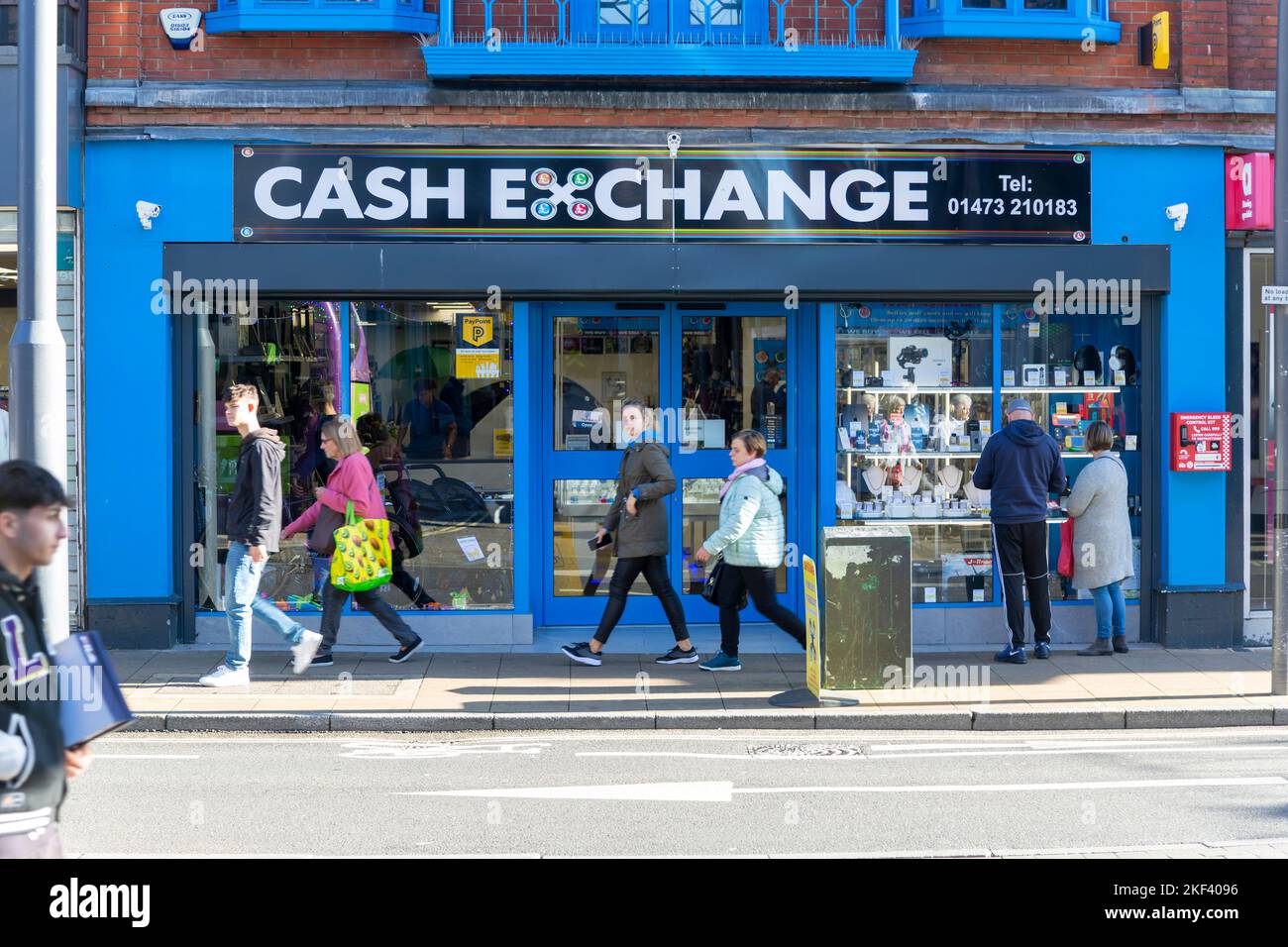 Cash Exchange pawnbrokers shop, Ipswich, Suffolk, England, UK Stock Photo