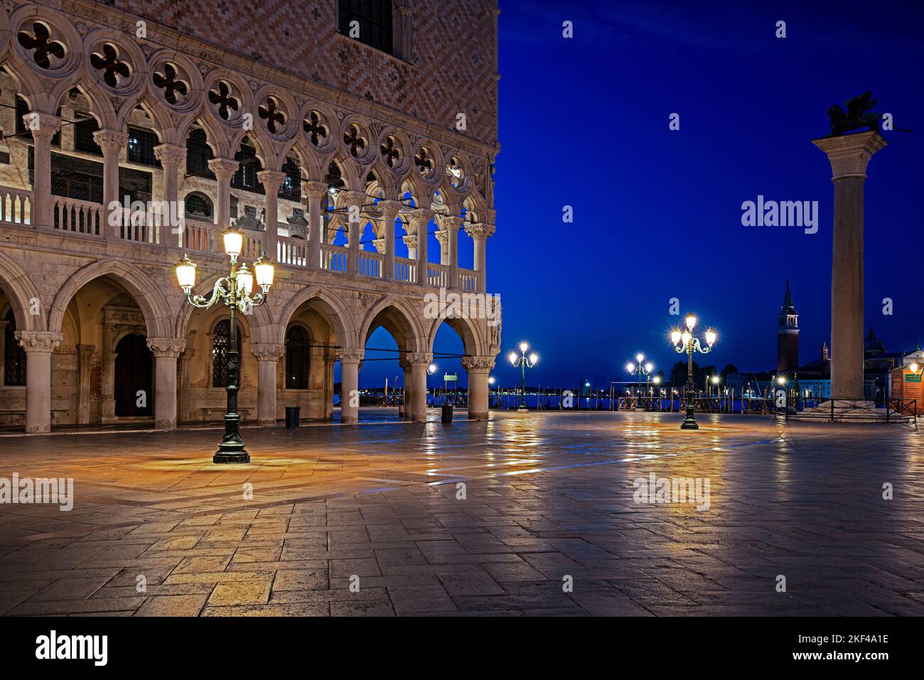 Markusplatz, Piazza San Marco, Morgendämmerung, Venedig, Venetien, Italien Stock Photo