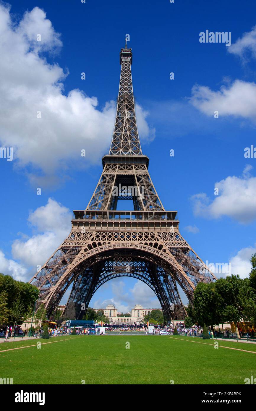 Europa, Frankreich, Paris, Eiffelturm, 330 Meter hoch, Champ de Mars