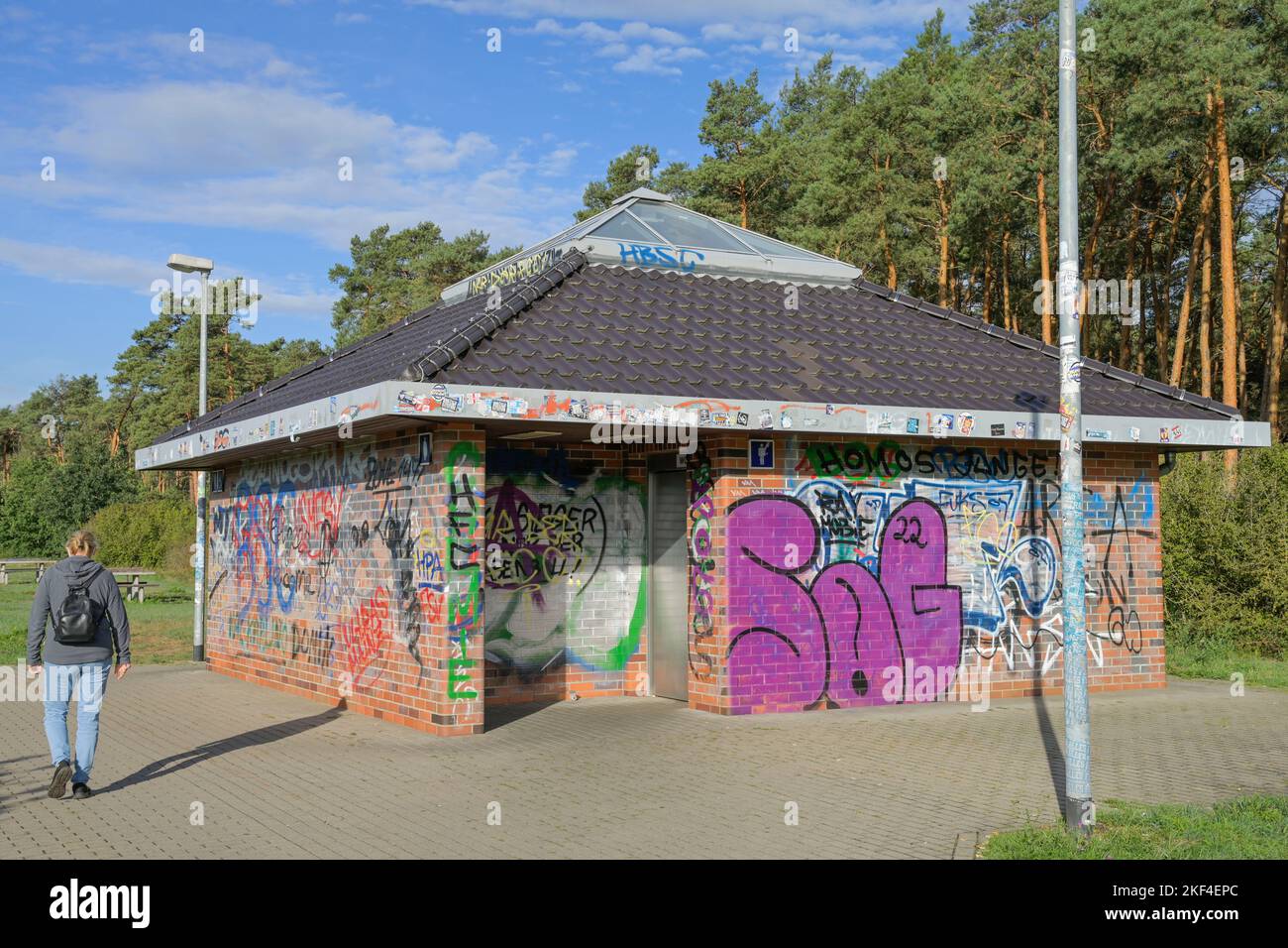 Graffiti, Autobahnraststätte, Toilette Stock Photo