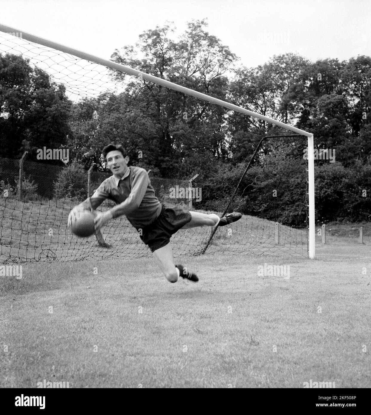 Bill Brown, Tottenham Hotspur goalkeeper Stock Photo Alamy