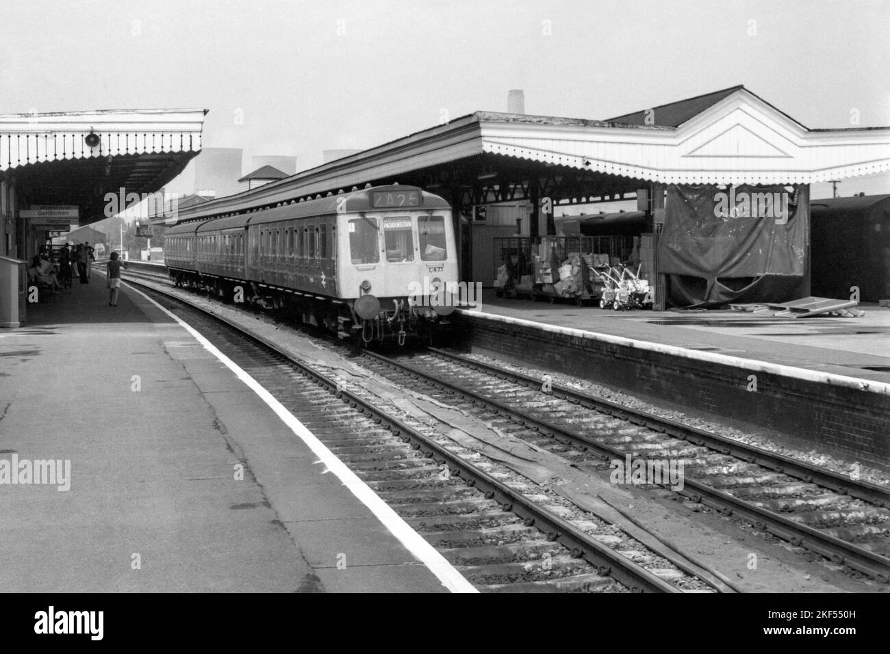original british rail diesel multiple unit l471 on passenger service didcot late 1970s early 1980s Stock Photo