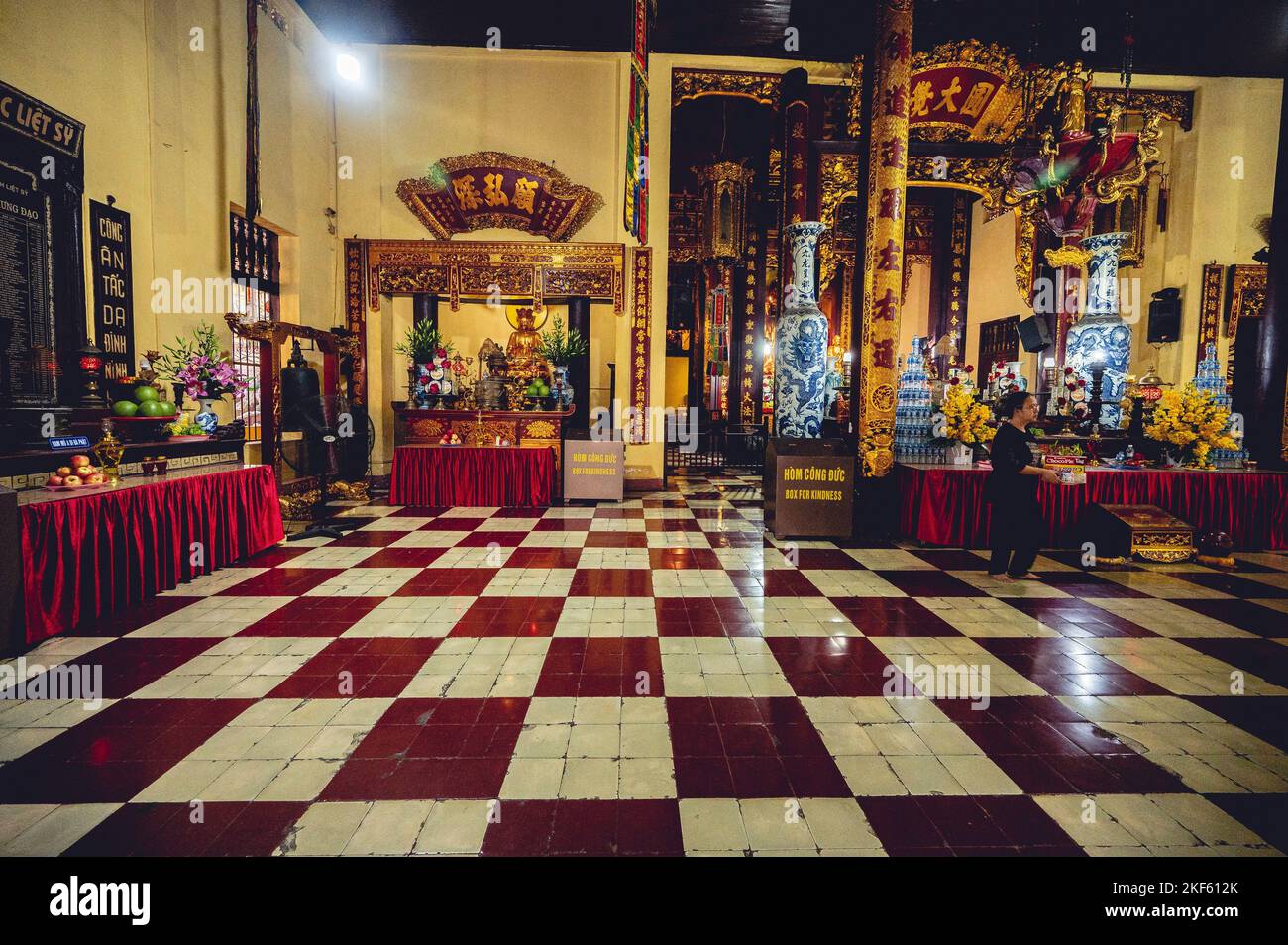 Image Đức An image beautiful image beautiful image beautiful image beautiful - The interior of a beautiful adorned Buddhist Temple with idols and ...