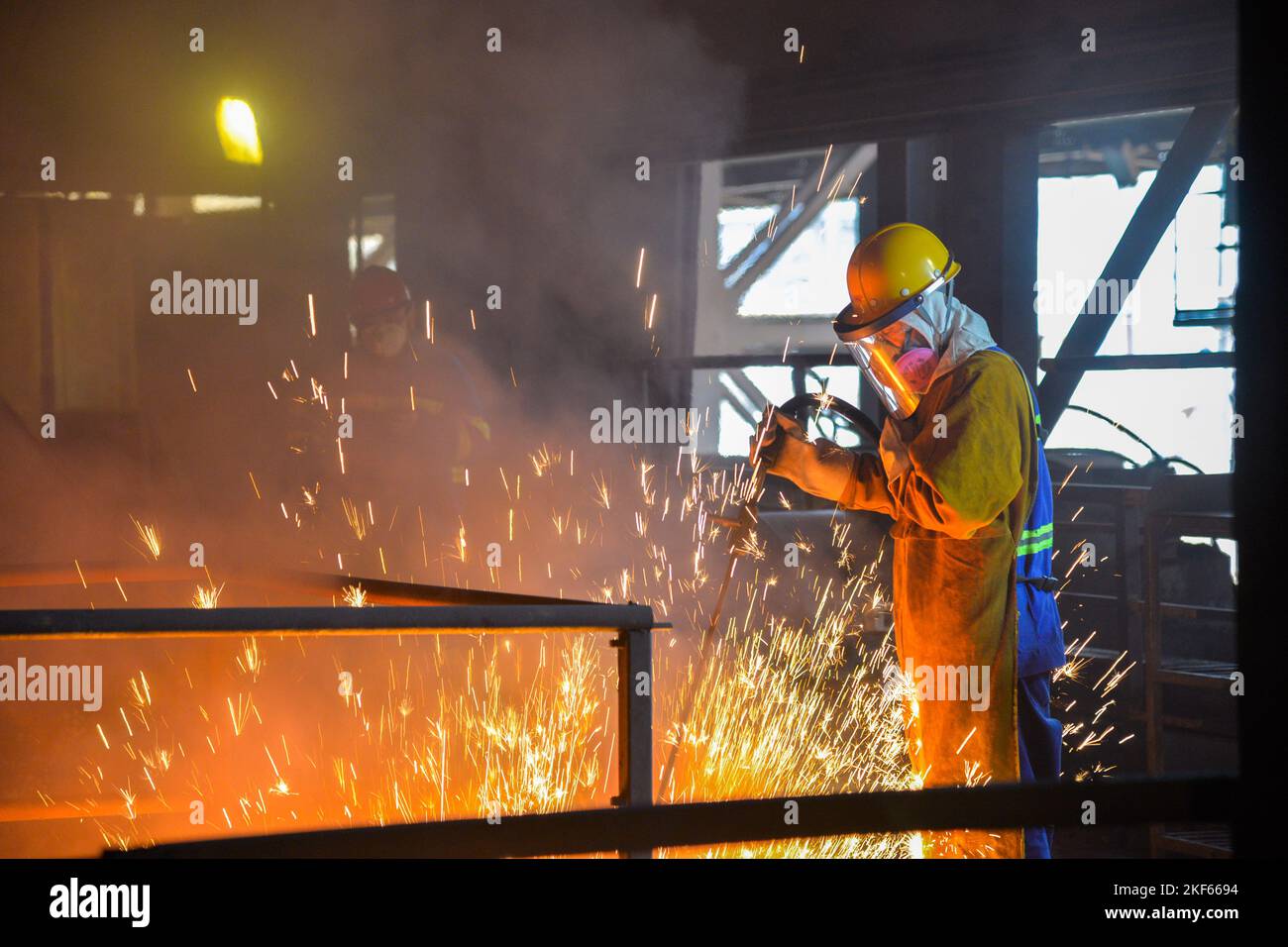 Jakarta, Indonesia. 25th Sep, 2022. A worker works on a ferronickel