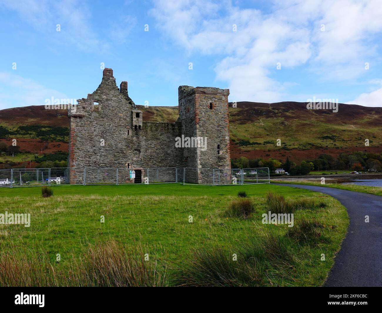 Lochranza Castle, an L-plan fortified tower house located on a promontory in Lochranza, northern part of the Isle of Arran, Scotland, UK. Stock Photo