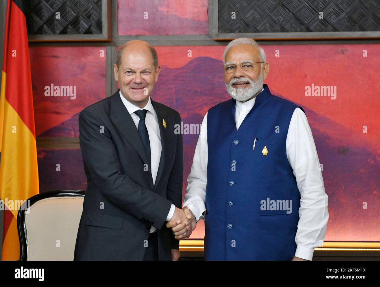 Nusa Dua, Indonesian. 16th Nov, 2022. Nusa Dua, Indonesian. 16 November, 2022. Indian Prime Minister Narendra Modi, right, greets German Chancellor Olaf Scholz prior to the start of their bilateral meeting on the sidelines of the G20 Leaders Summit, November 16, 2022, in Bali, Indonesia. Credit: Press Information Bureau/PIB Photo/Alamy Live News Stock Photo