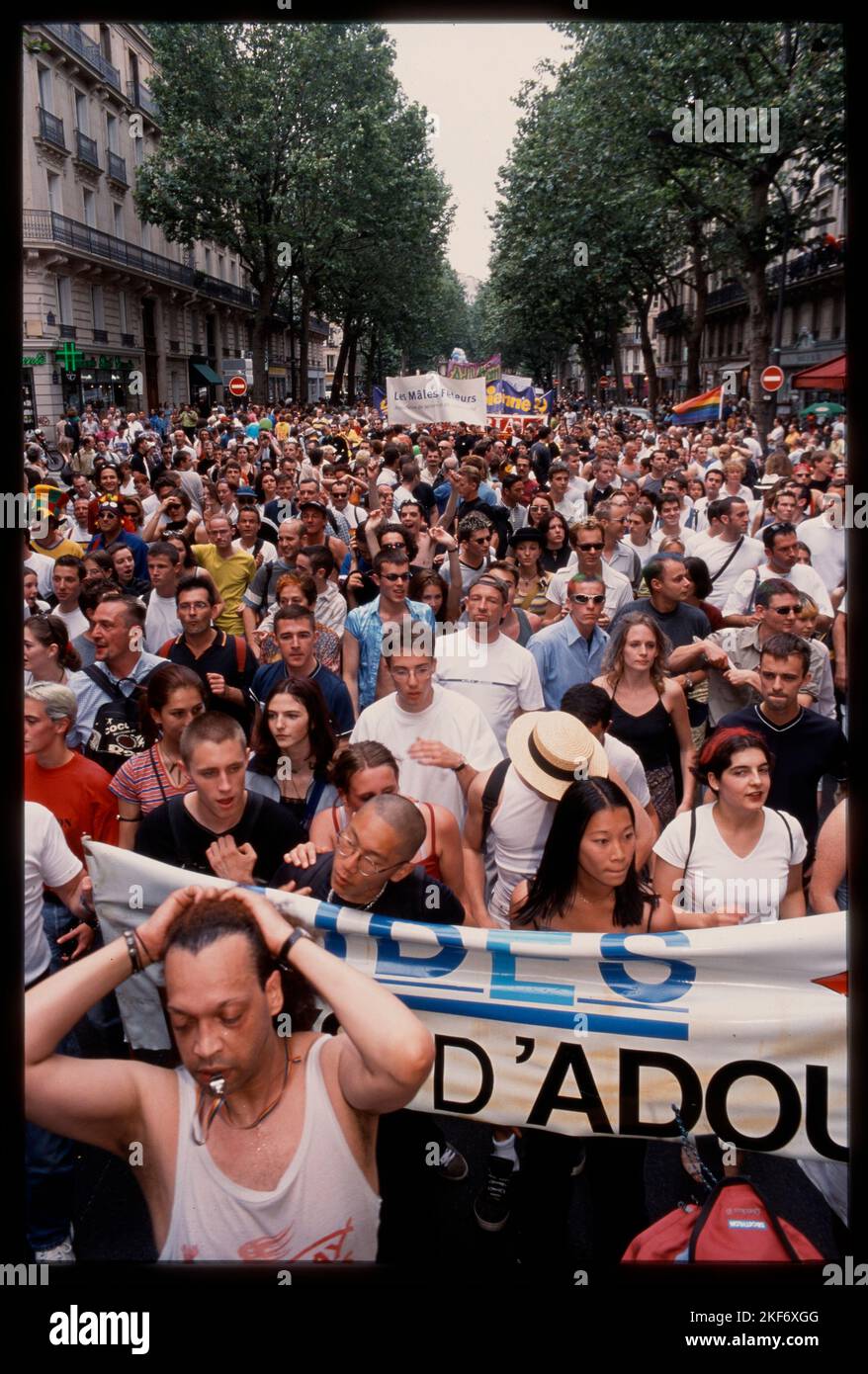 Paris, France, Crowd , AIDES NGO, Aids Activists Protesting  with Signs at Gay Pride, LGBTQI+, aids 1990s Stock Photo