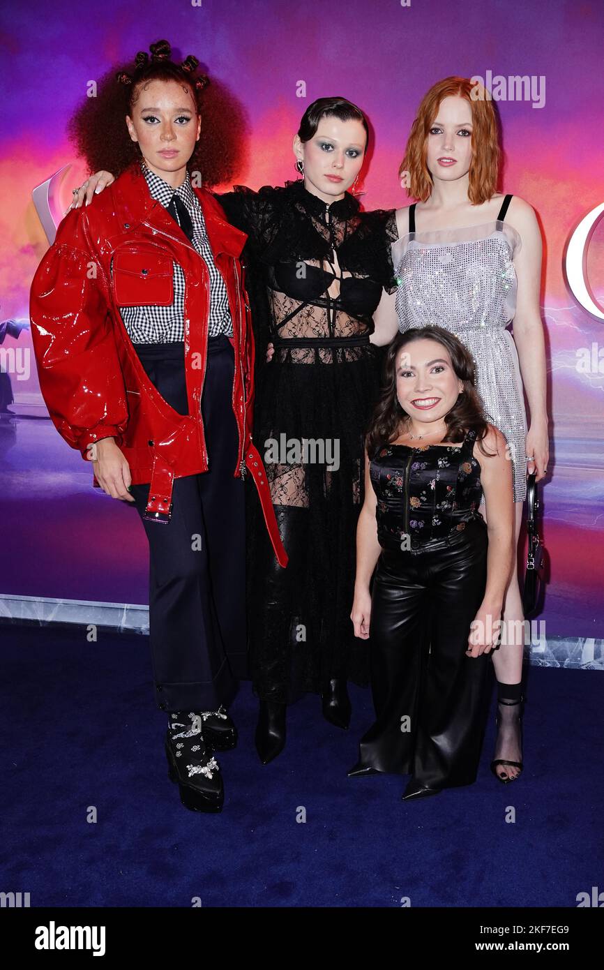 Erin Kellyman, Ruby Cruz, Ellie Bamber and Annabelle Davis (front