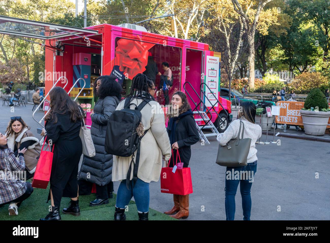Visitors crowd the Kohl's ÒBuild-A-ListÓ brand activation in Flatiron Plaza in New York on Thursday, November 10, 2022. KohlÕsÕ CEO Michelle Gass has resigned to join Levi Strauss as their president. (© Richard B. Levine) Stock Photo