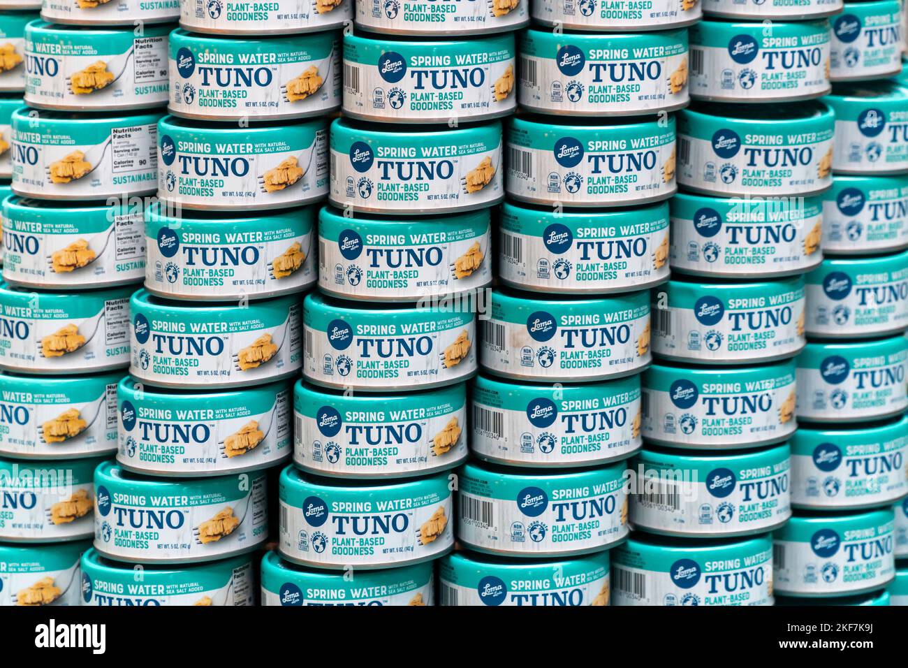 Tinned food plant based hires stock photography and images Alamy