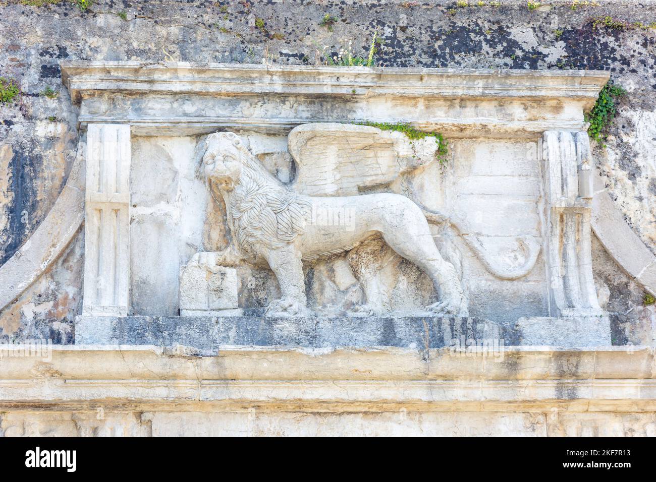 Venetian Lion of St Mark on gate of 16th Century New Venetian Fortress, El Venizelou, Corfu Old Town, Corfu (Kerkyra), Ionian Islands, Greece Stock Photo