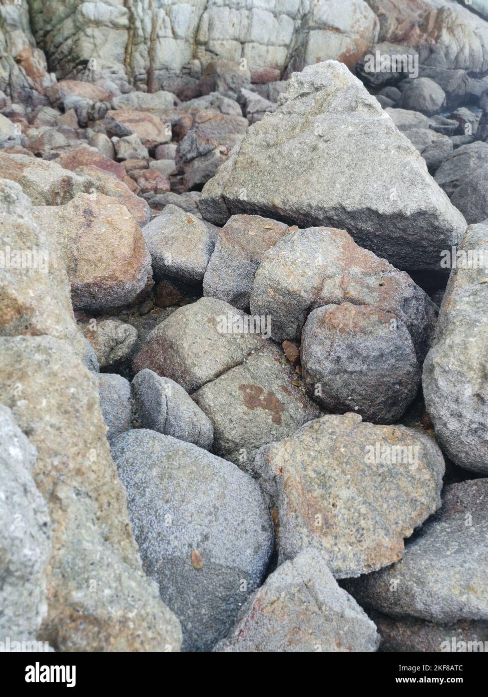 Big Rocks Many Many big rocks at the seashore hi-res stock photography and images - Alamy