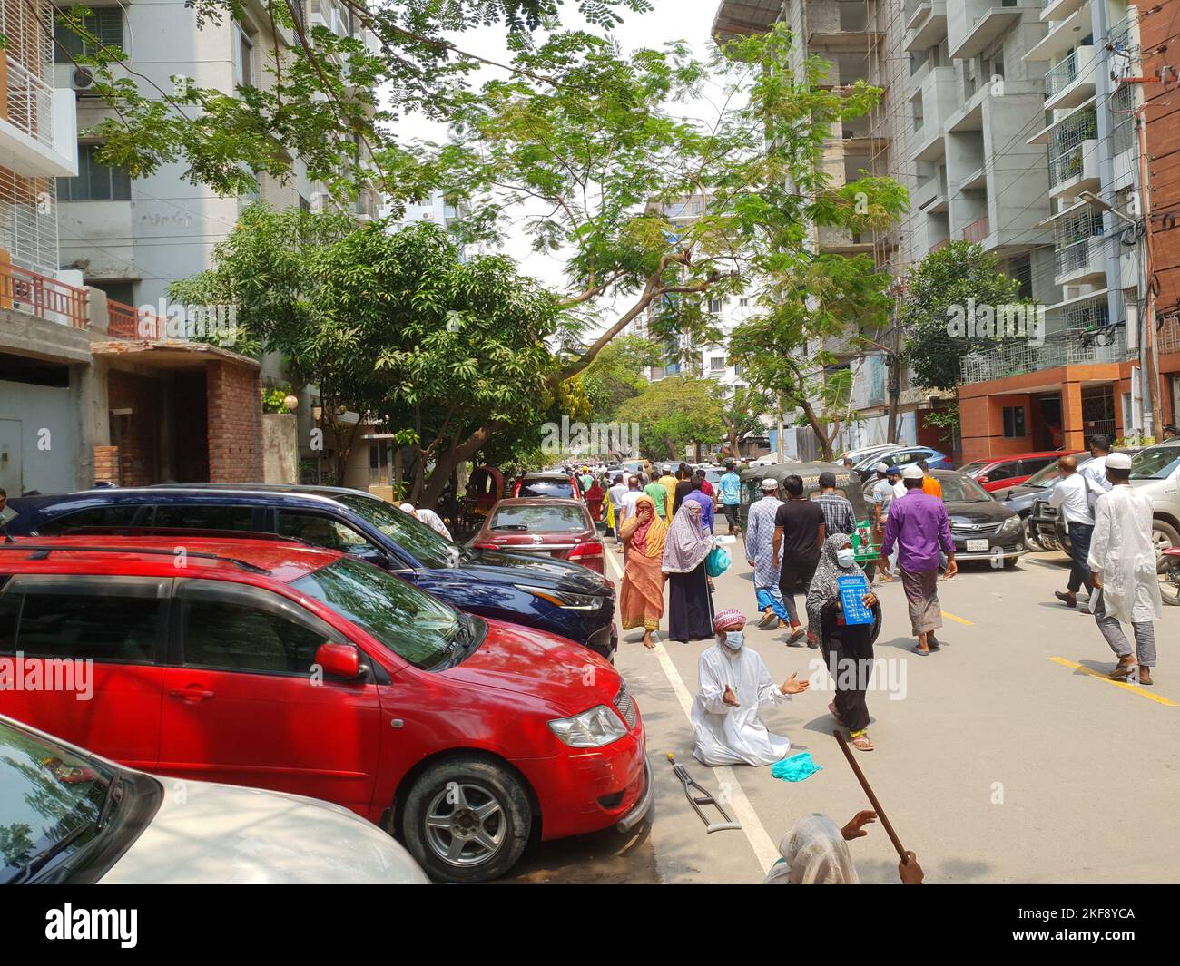 May 26 2022 Bashundhara R/A, Dhaka. A scene like any other day in the residential area of Bashundhara. Stock Photo