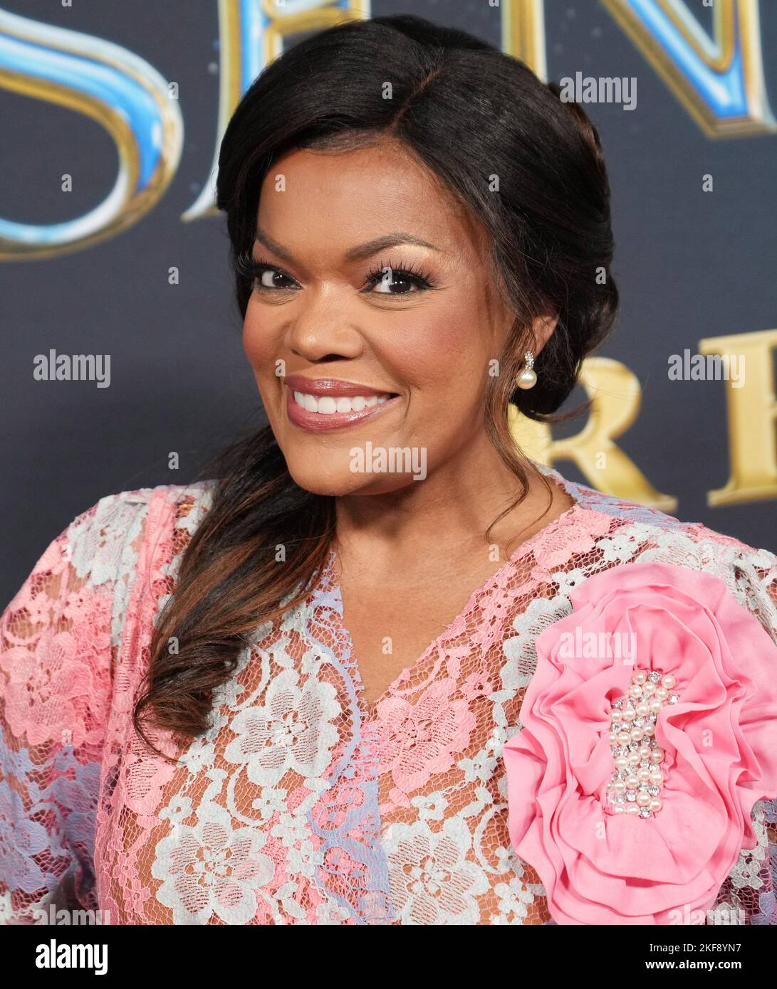 Yvette Nicole Brown Arrives At The Disney's DISENCHANTED Premiere Held ...