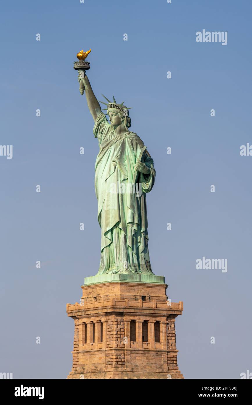Side view of the Statue of Liberty on a plinth Stock Photo Alamy