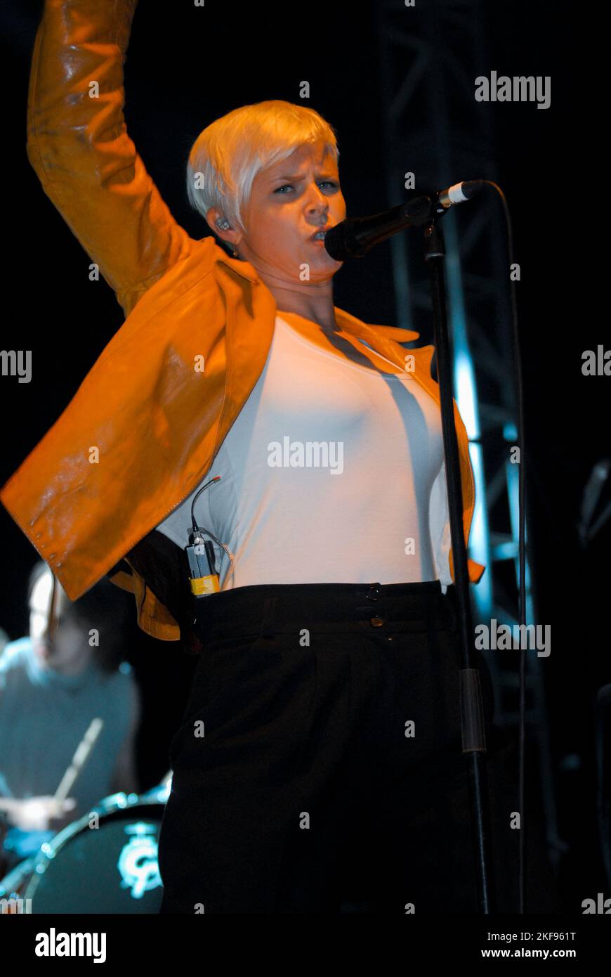 Robyn British Singer Robyn singer sweden hi-res stock photography and images - Alamy