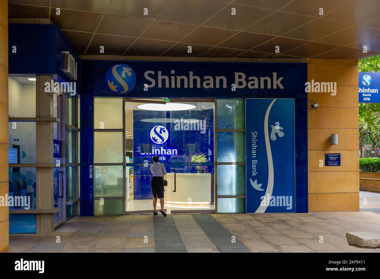 105 Shinhan Financial Group Stock Photos, High-Res Pictures, and