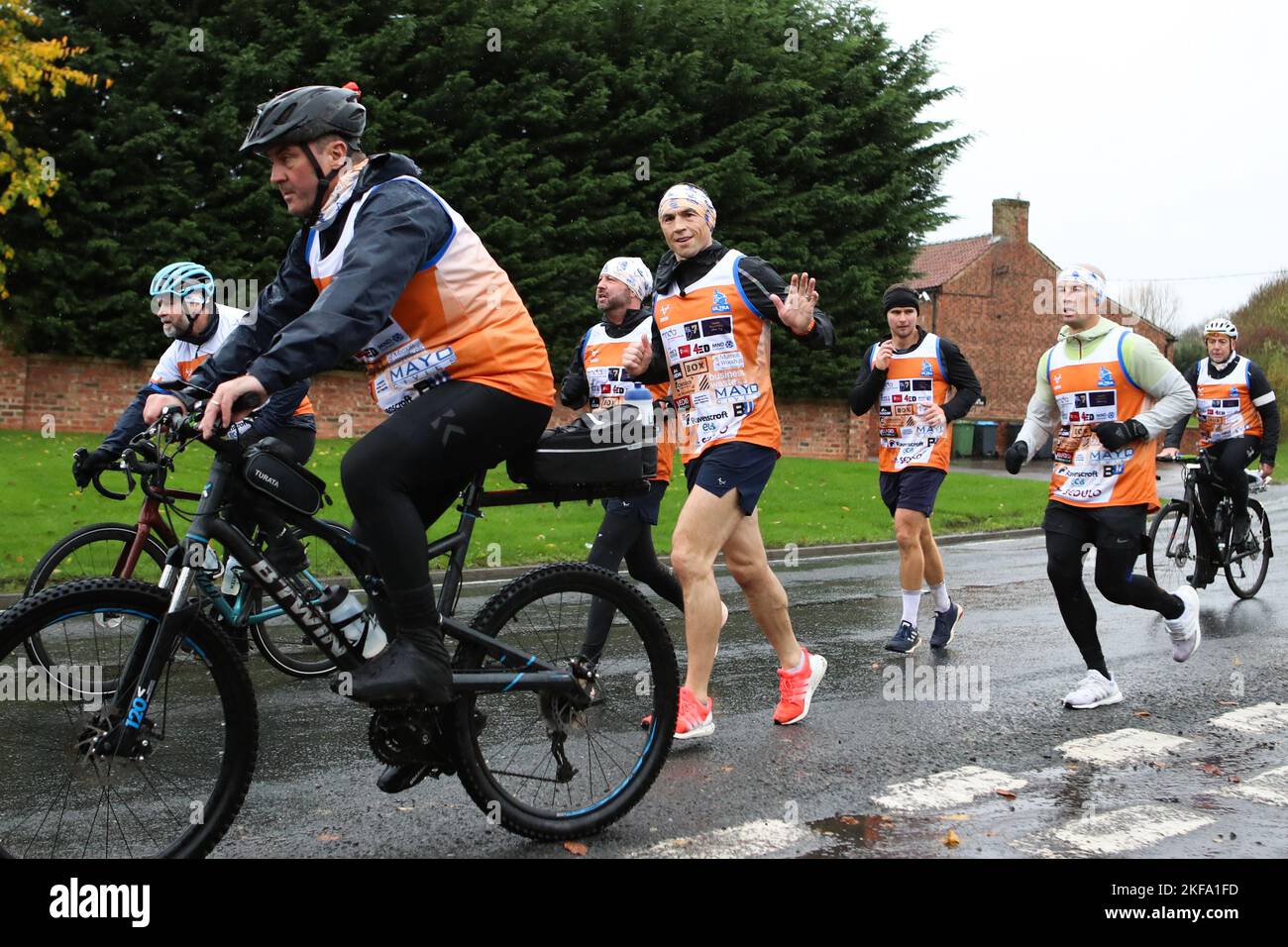 Kevin Sinfield on day five of the Ultra 7 in 7 Challenge from Stokesley to York. The former Leeds captain is set to complete seven ultra-marathons in as many days in aid of research into Motor Neurone Disease, by running into Old Trafford at half-time of the tournament's finale on November 19. Picture date: Thursday November 17, 2022. Stock Photo