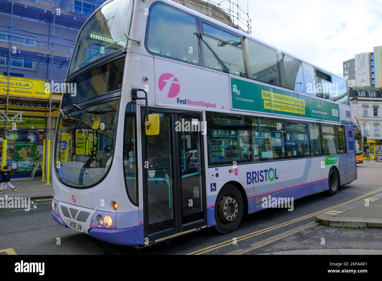 Bristol, UK. 17th Nov, 2022. The Bristol Clean Air Zone will be implemented on the 28th Nov, just as First Bus, a major bus operator in Bristol announces it is reducing a significant number of journeys due to a driver shortage. The Clean Air Zone or CAZ will limit the number of polluting vehicles entering the city, forcing people to use public transport. First Bus hopes that by giving advance notice it will allow customers to make alternative plans. Credit: JMF News/Alamy Live News Stock Photo