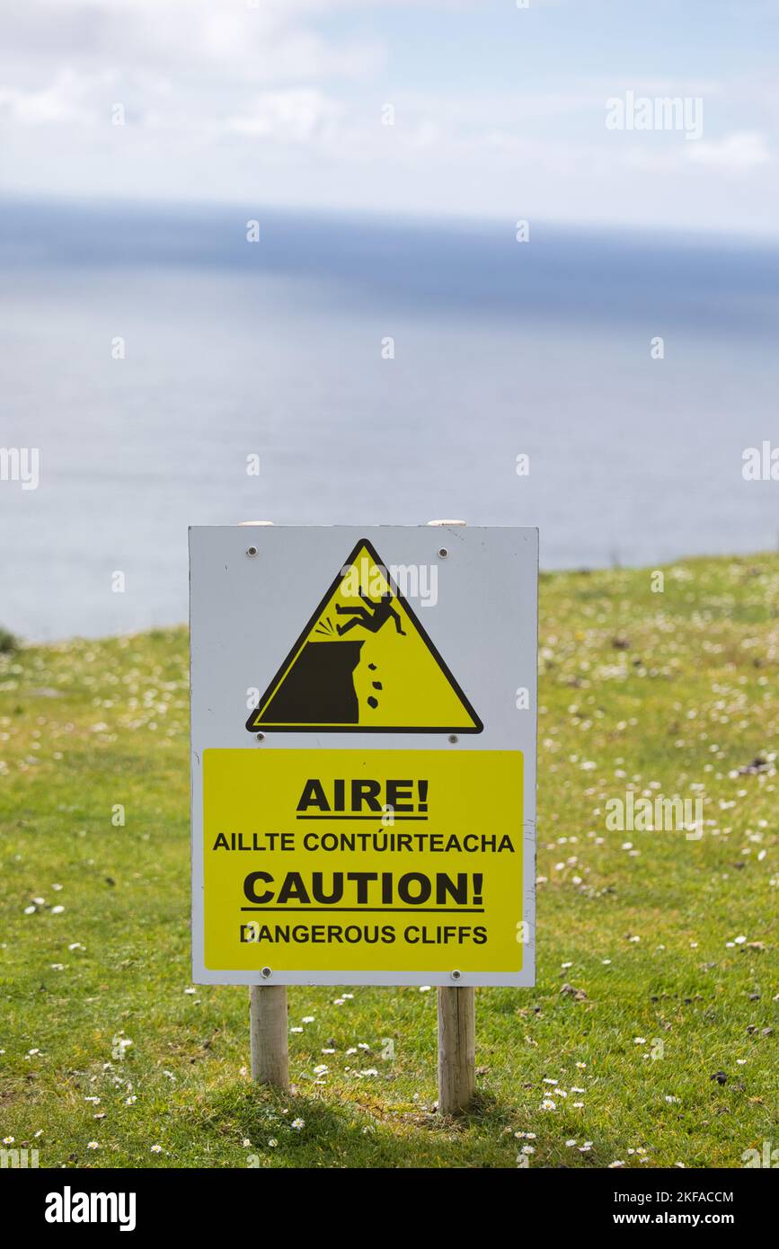 Gaelic warning sign hires stock photography and images Alamy