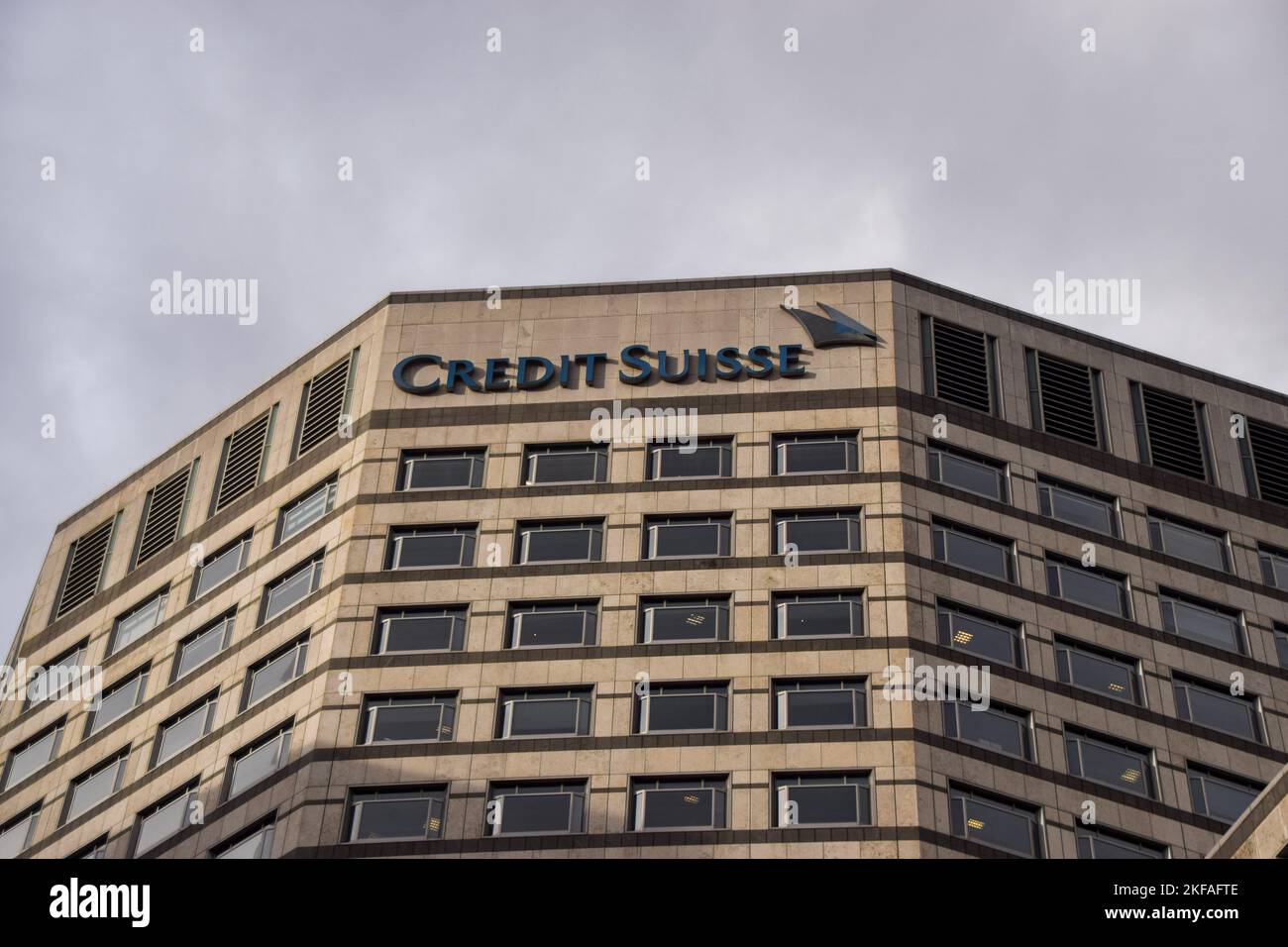 London, UK. 17th November 2022. Exterior view of Credit Suisse UK headquarters in Canary Wharf. Stock Photo