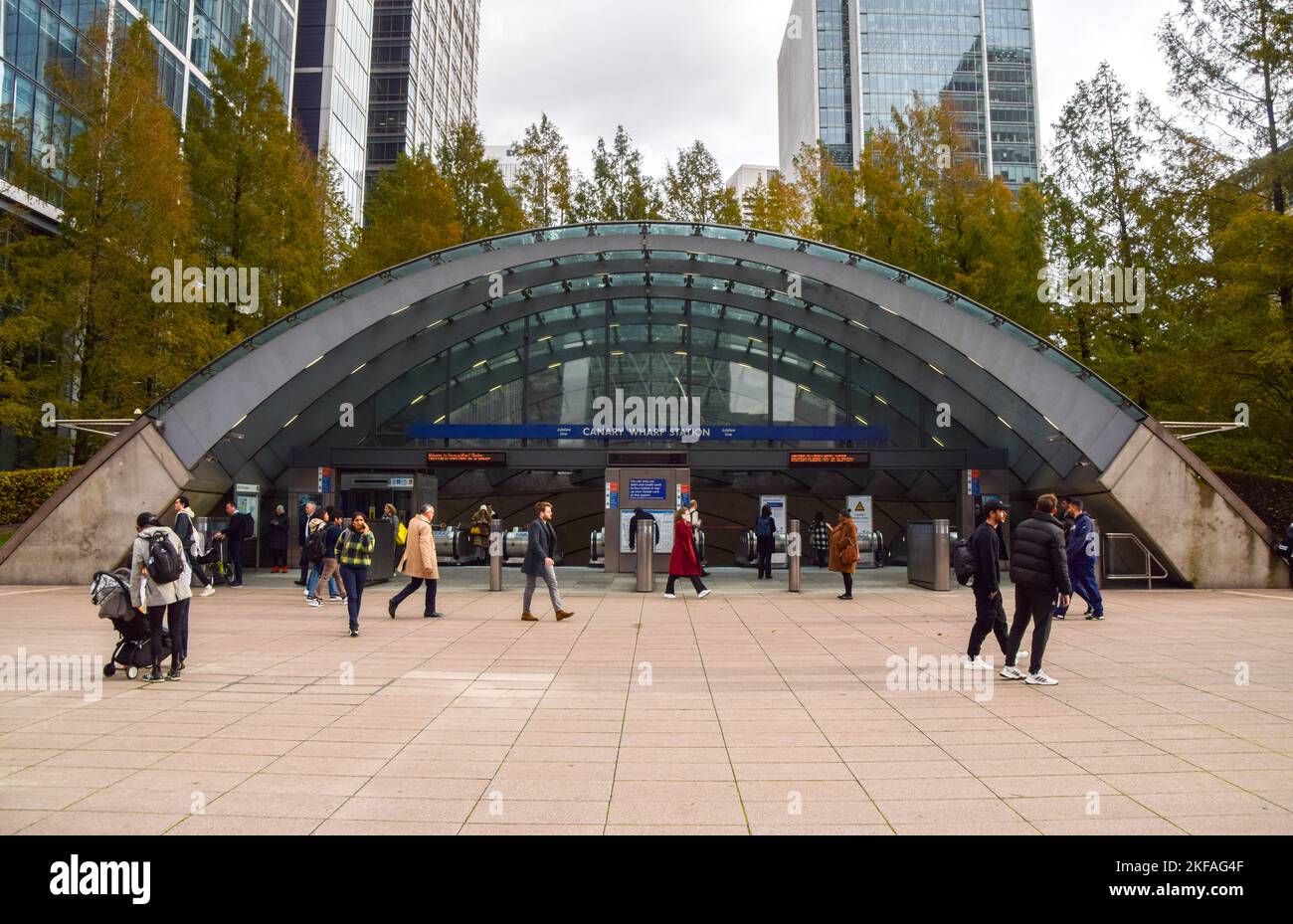 London, UK. 17th November 2022. Exterior view of Canary Wharf Station. Stock Photo