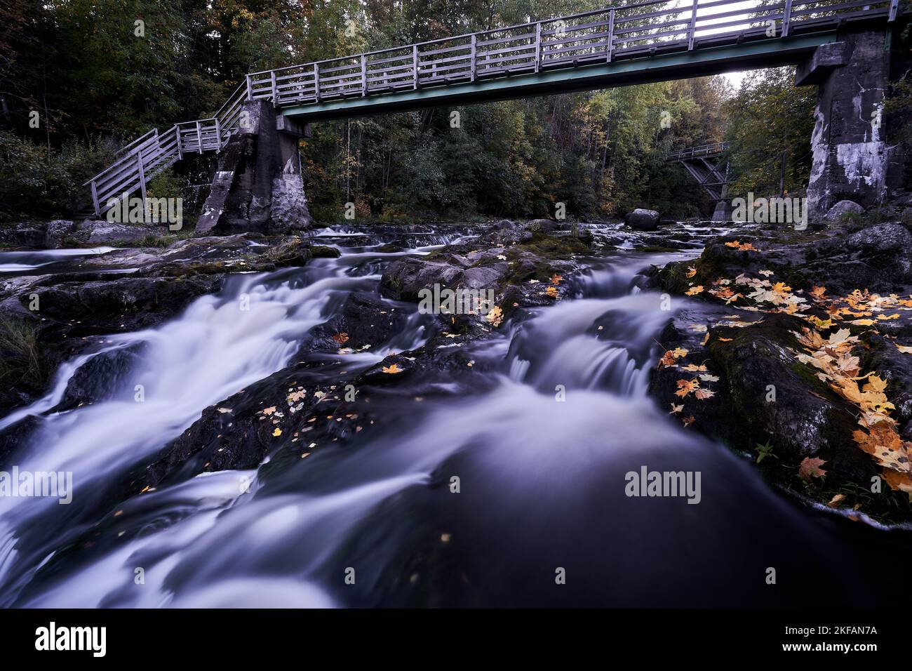 Fast flowing water scotland hi-res stock photography and images - Alamy