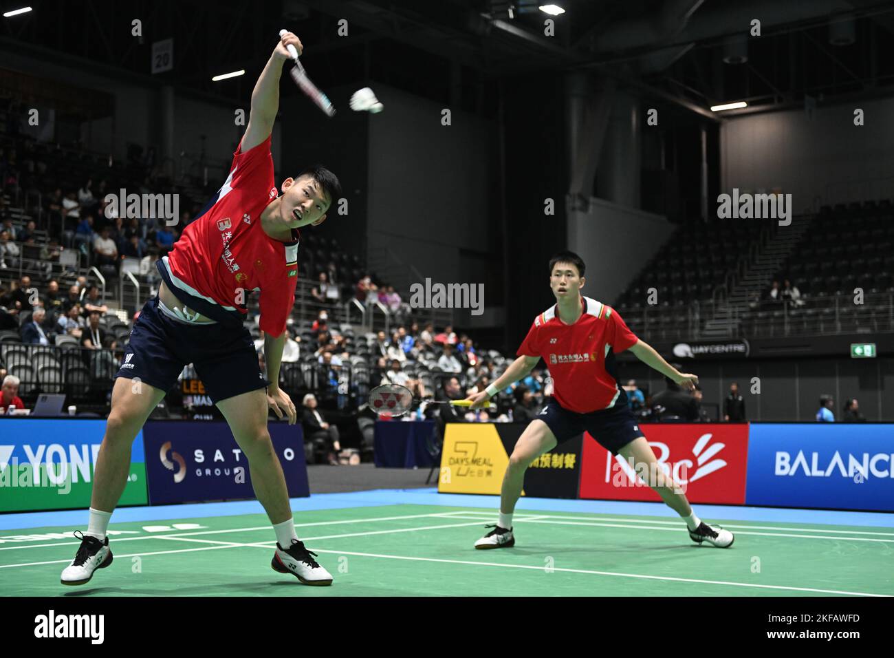 Sydney, Australia. 17th Nov, 2022. Liu Yu Chen (L) and Ou Xuan Yi (R