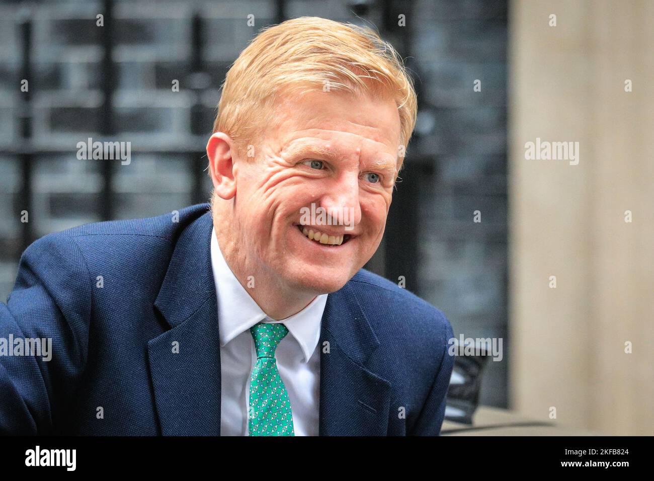 London, UK. 17th Nov, 2022. Oliver Dowden, CBE, MP, Chancellor of the Duchy of Lancaster and cabinet member of the Sunak government, returns to Downing Street after Jeremy Hunt's autumn statement in Parliament. Credit: Imageplotter/Alamy Live News Stock Photo