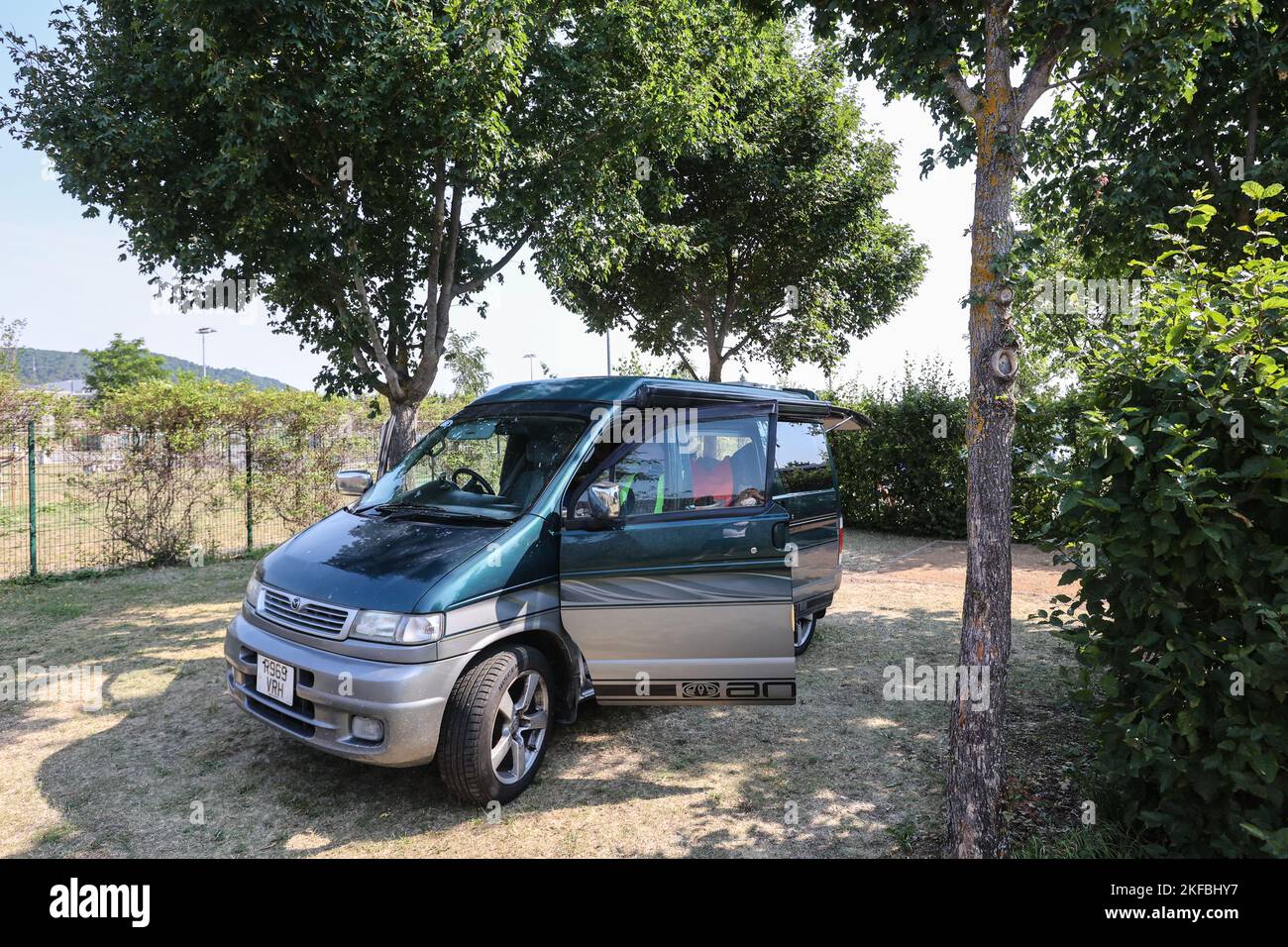 Mazda bongo bonnet sale bra