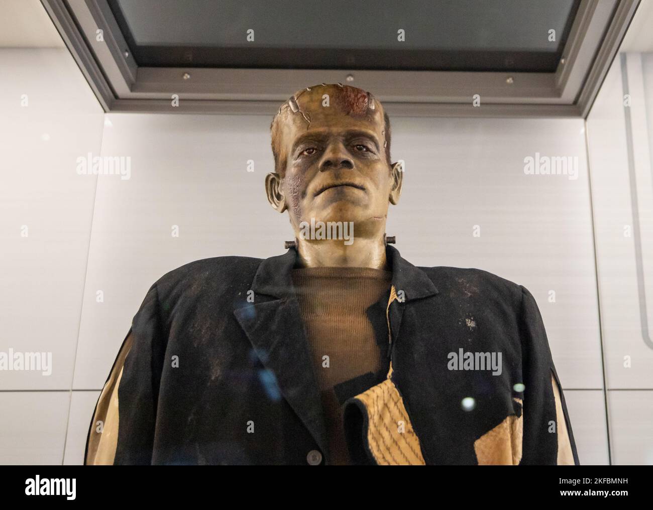 Boris karloff in frankenstein hi-res stock photography and images - Alamy