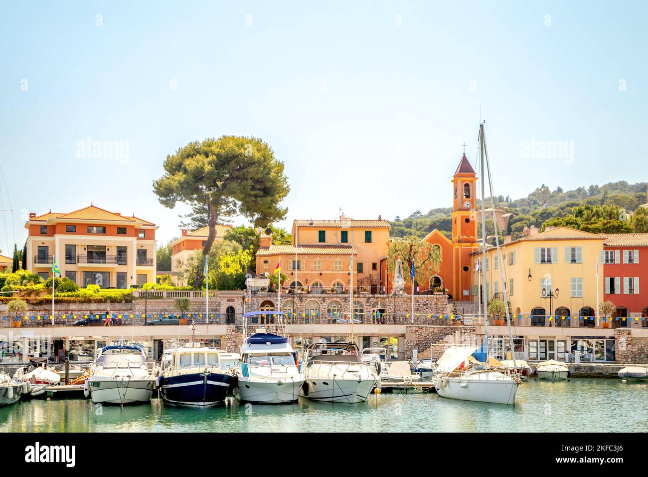 Marina Of Saint Jean Cap Ferrat C te D Azur France Stock Photo Alamy marina-of-saint-jean-cap-ferrat-c-te-d-azur-france-stock-photo-alamy